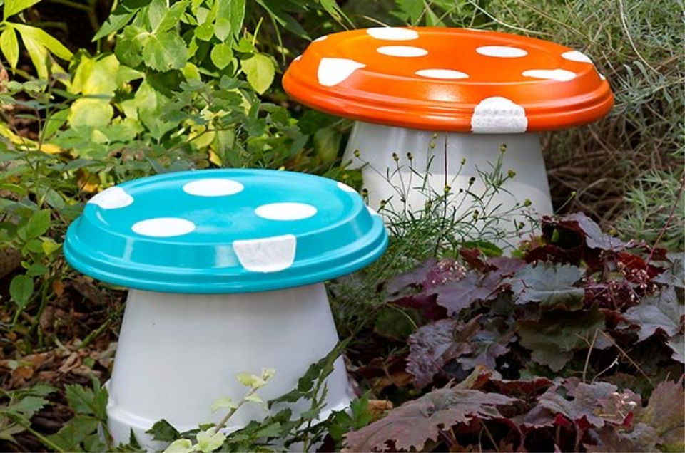 Garden Mushrooms Bench