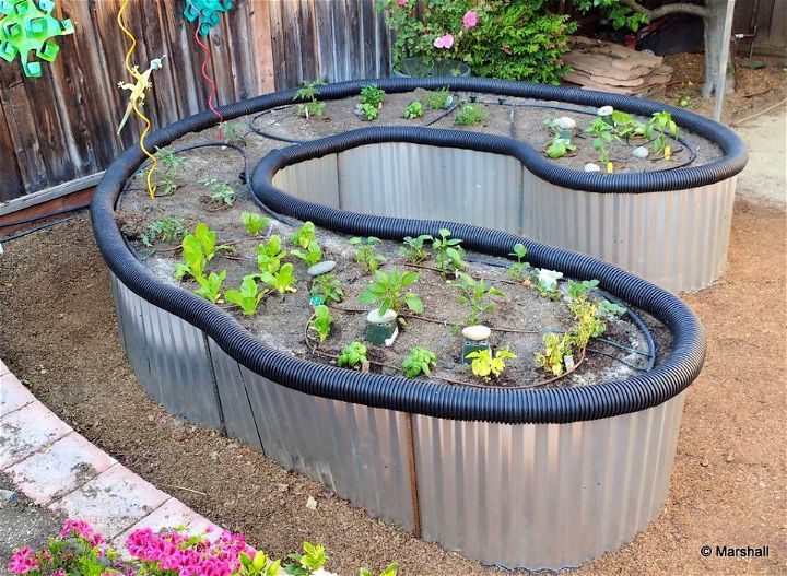 Raised Garden Bed from Roofing Sheet Metal