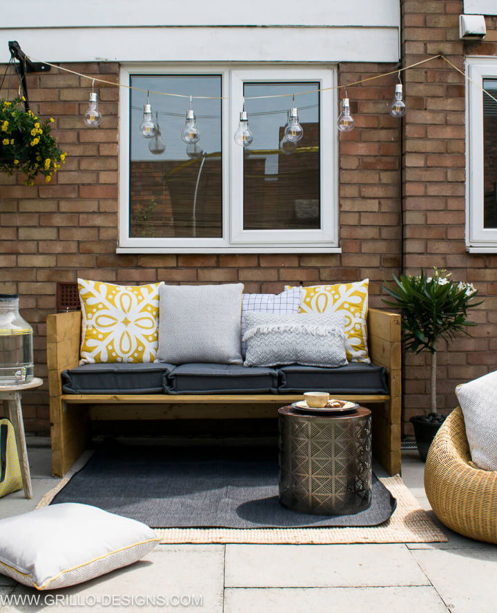 Rustic Style Garden Sofa