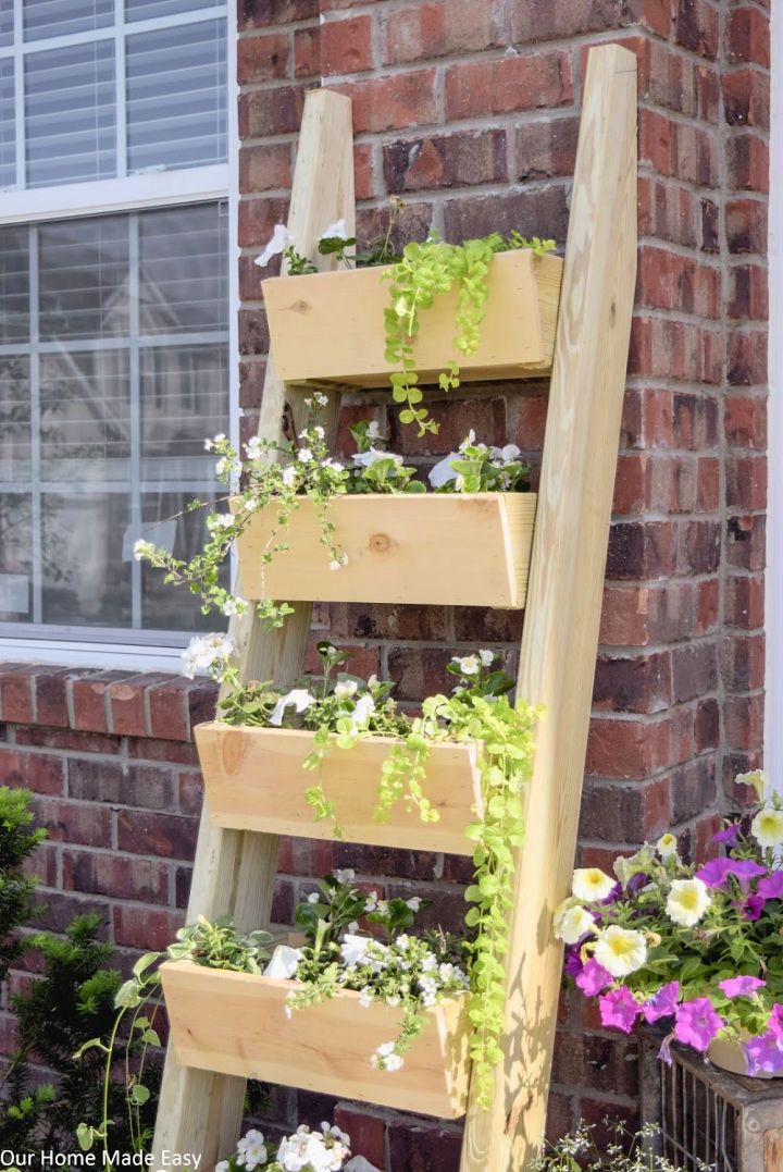 DIY Cedar Ladder Planter