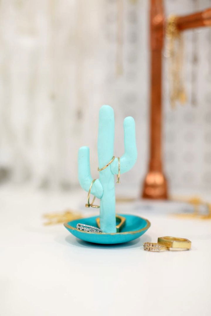 Easy DIY Clay Cactus Ring Dish