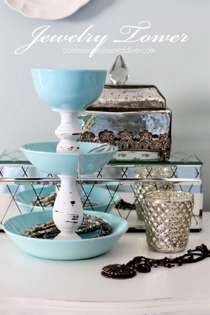 Jewelry Display Using Aqua Dishes