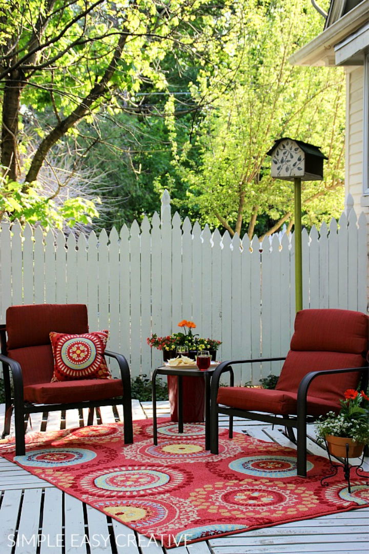 Wood Pallet Deck