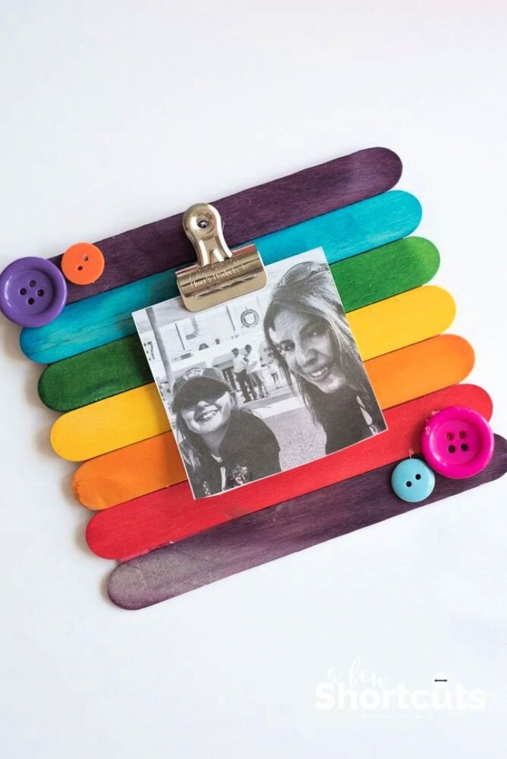 Cool DIY Popsicle Stick Picture Frame