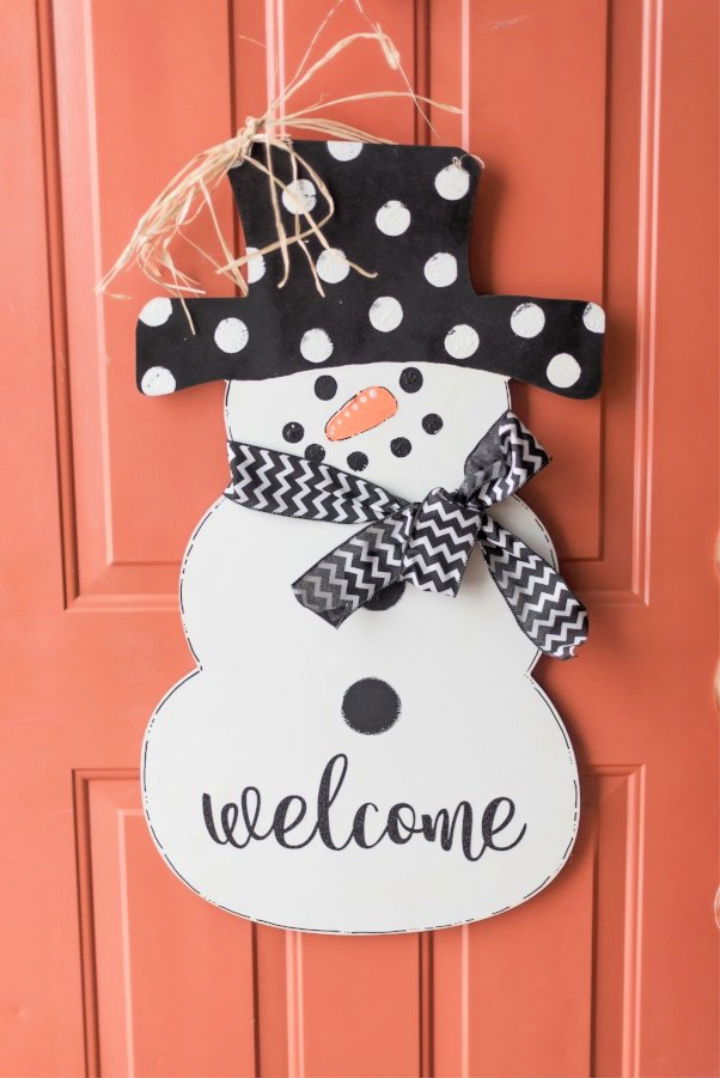 Making a Wooden Snowman Door Hanger