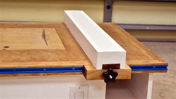 Build a Table Saw Fence