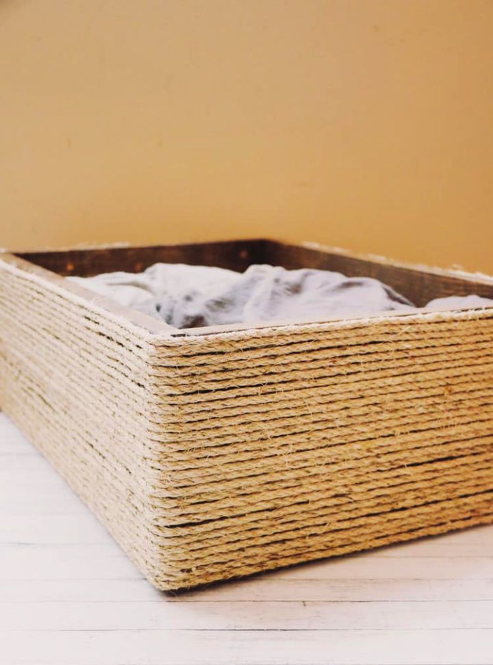 DIY Cat Bed With Sisal Rope