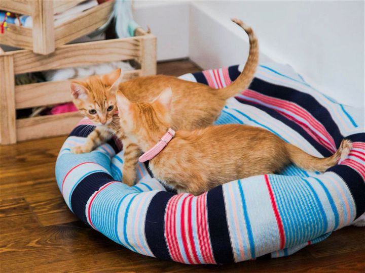 Upcycled Sweater Cat Bed