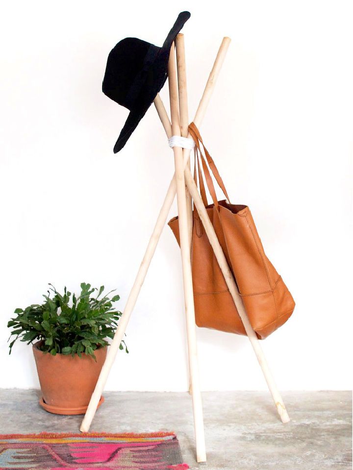 Build a Wooden Leather Hat Rack
