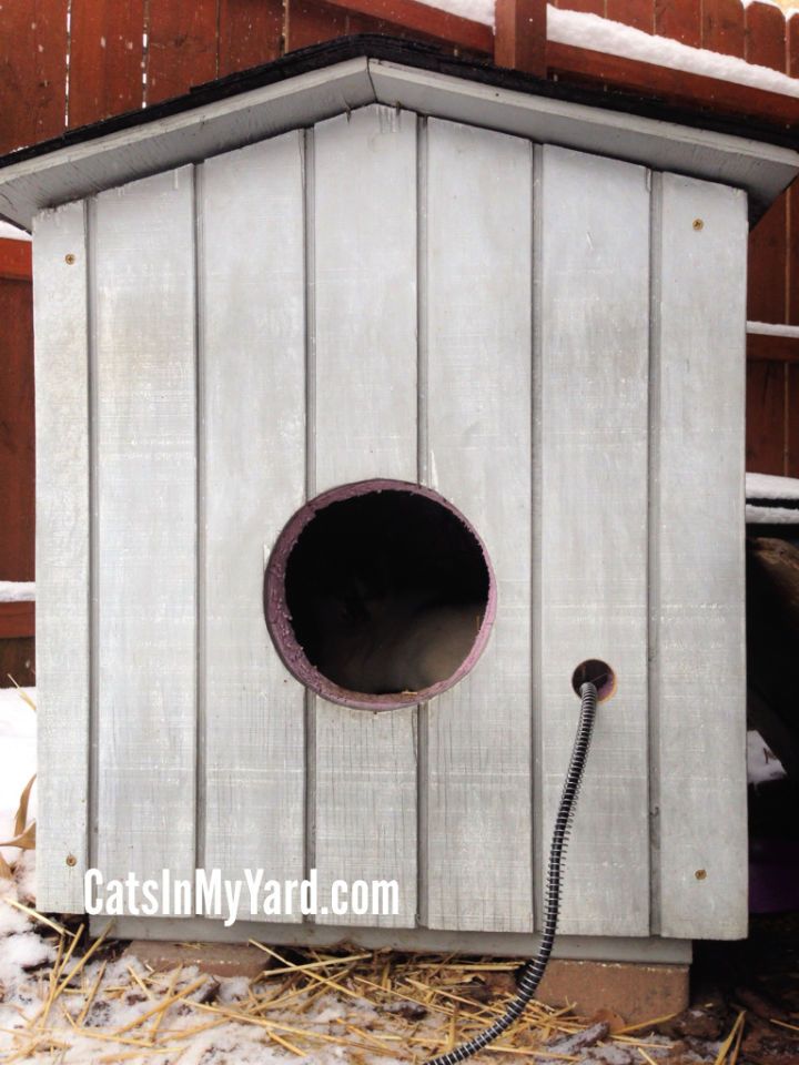 Heated Outdoor Cat Shelters