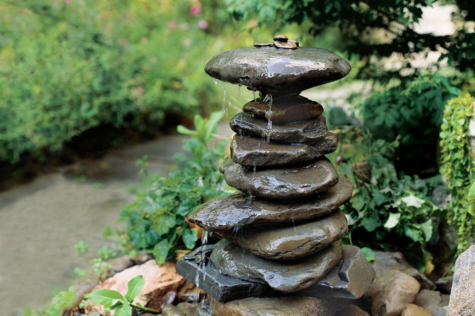 How to Build a Backyard Water Fountain