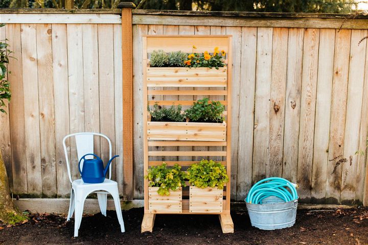 How to Make a Vertical Planter