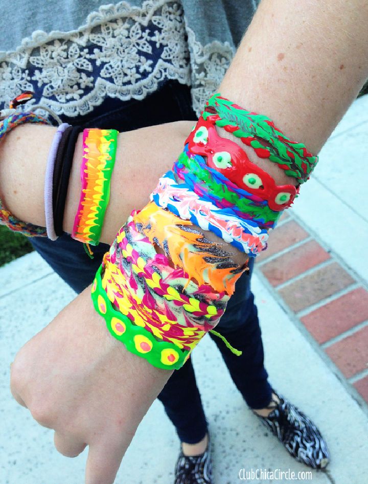 Easy DIY Puffy Paint Friendship Bracelets