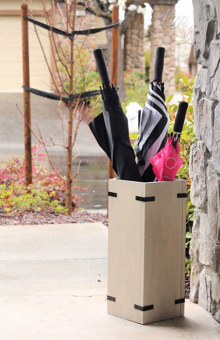 Umbrella Stand from One Board