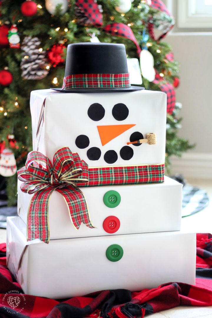 Cardboard Box Snowman for Gift