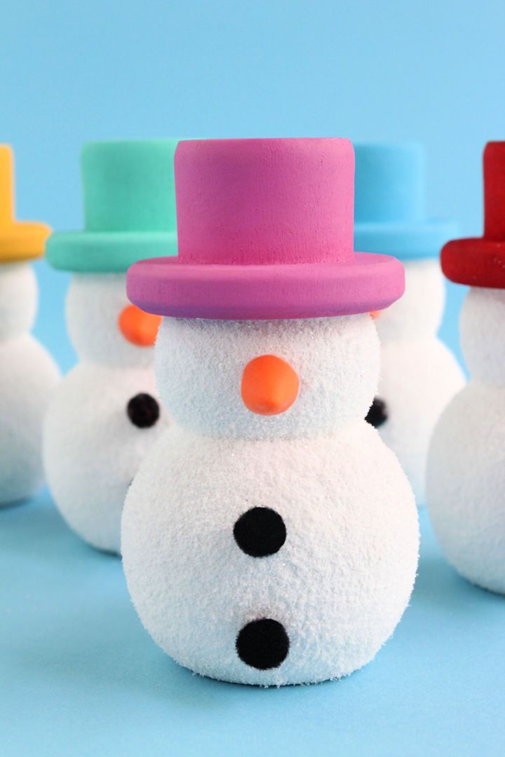 Colorful DIY Wooden Snowmen