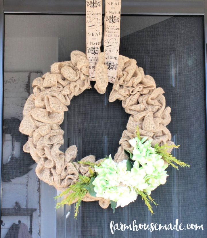 Fun and Easy Burlap Wreath for Front Door