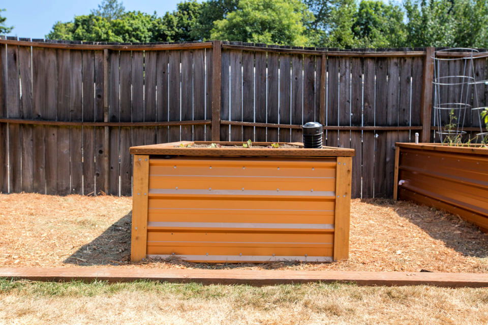 Self watering Raised Bed