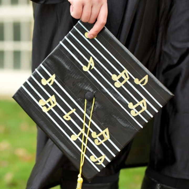 How to Make Duck Tape Graduation Cap