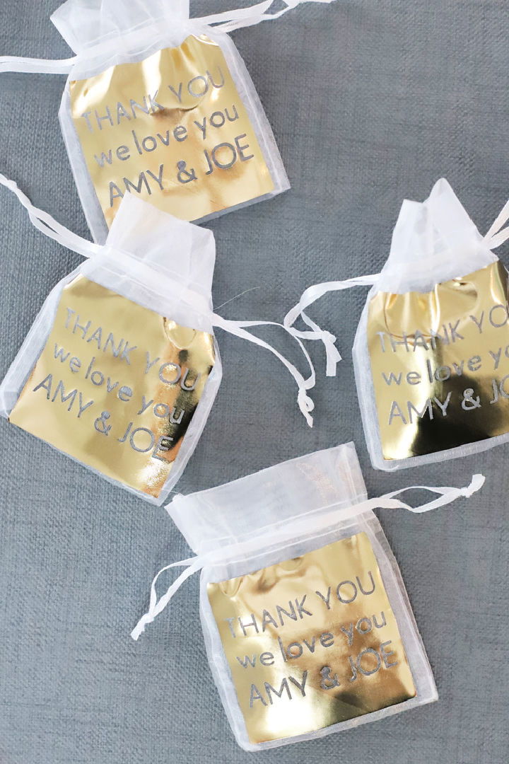 DIY Wedding Favor Bags