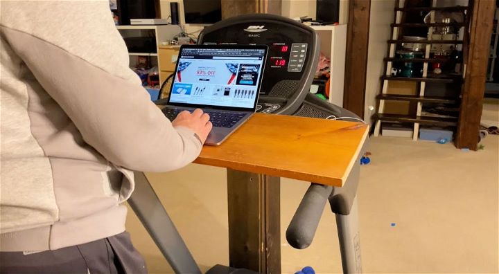Quick and Easy Treadmill Desk