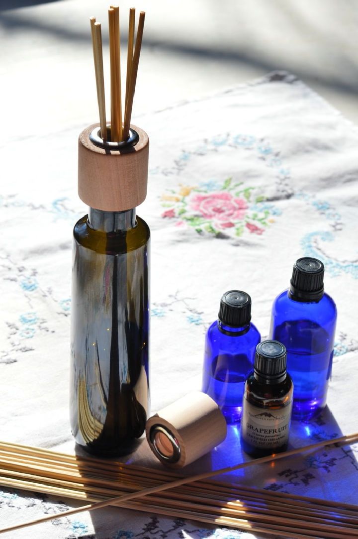 Making 5-Minutes Reed Diffuser