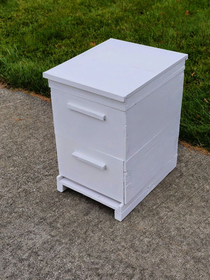Beehive from Pallets