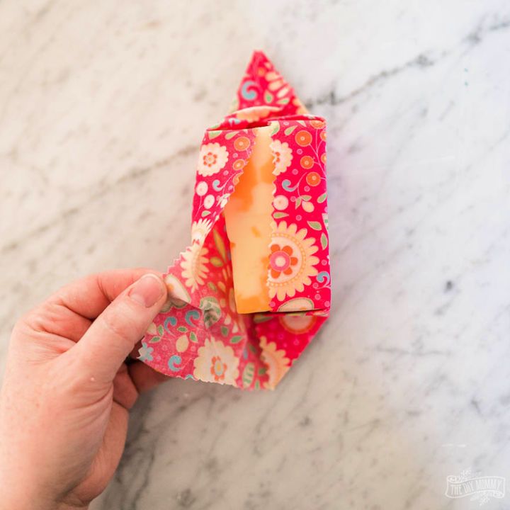 Beeswax Wraps from Cotton Fabric