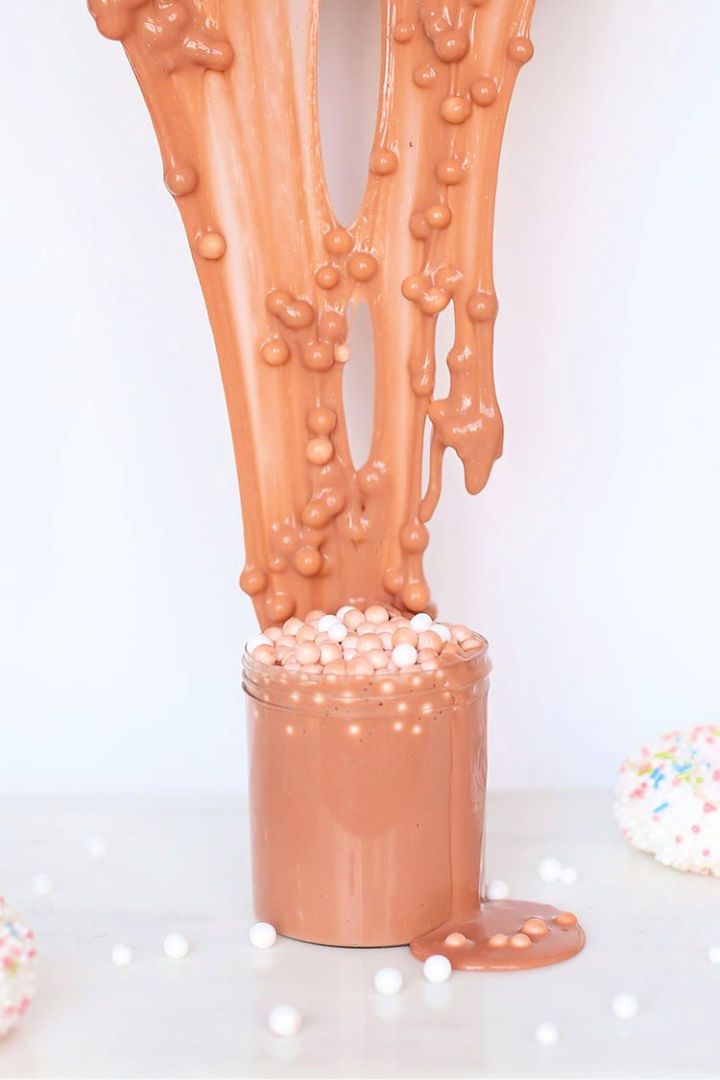 Crunchy Hot Cocoa Slime