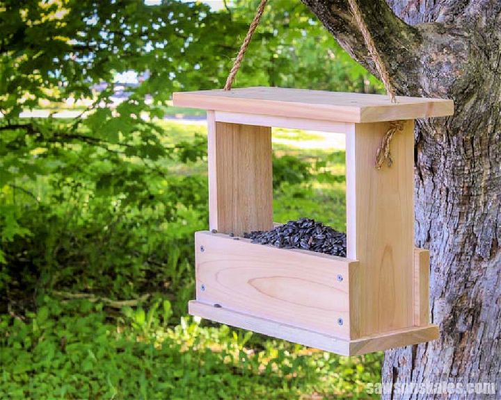DIY Wood Bird Feeder