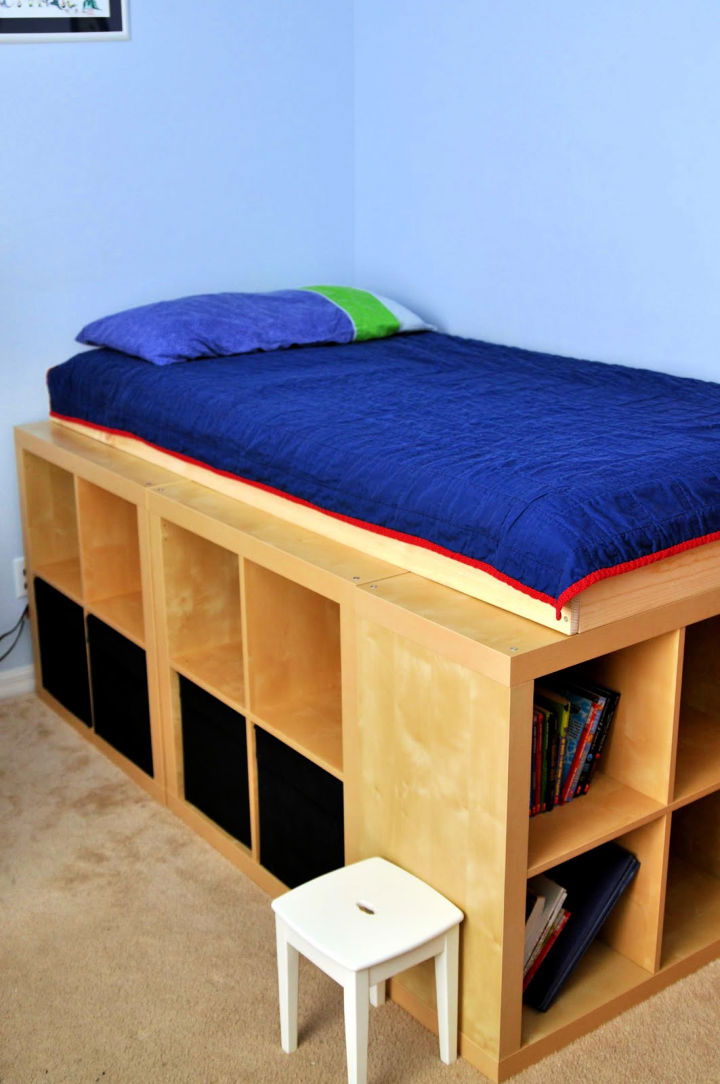 Expedit Storage Bed