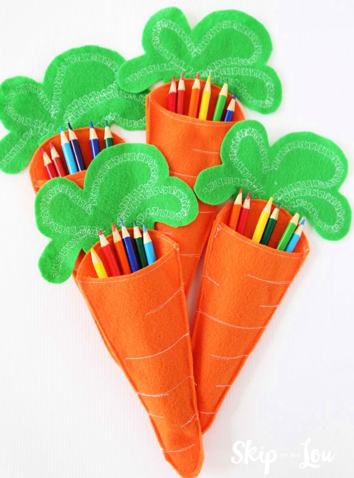Felt Carrot Pencil Holders 1