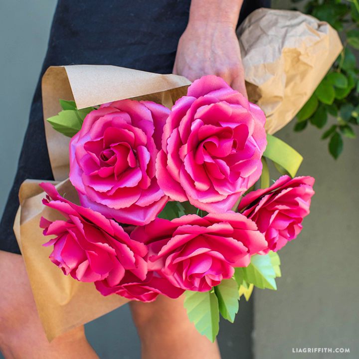 Full Bloom Paper Garden Rose