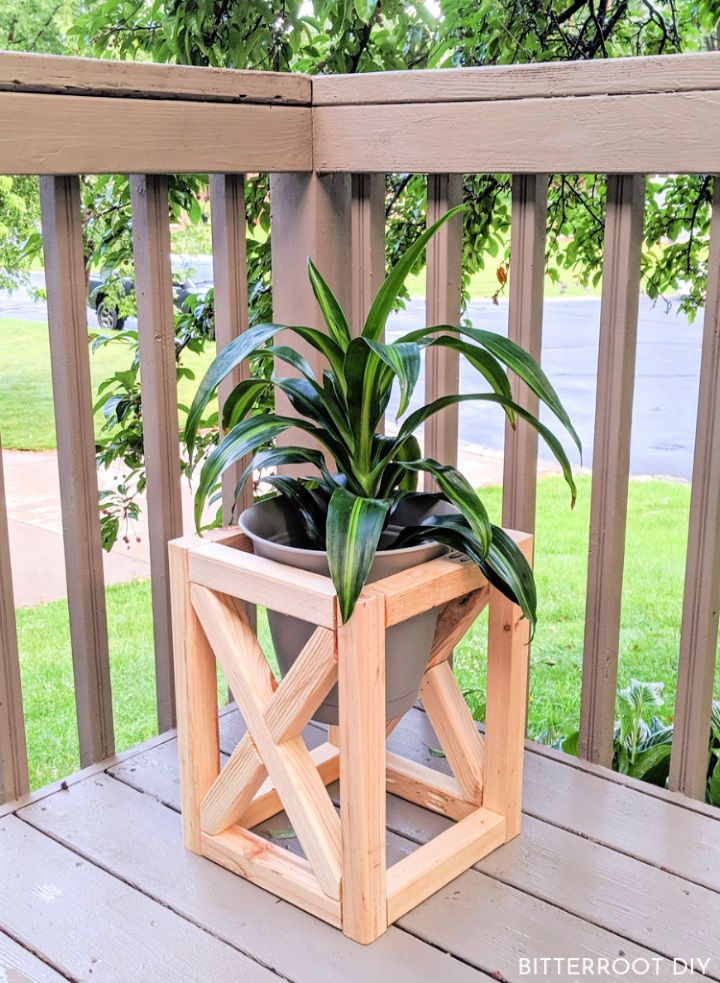 How to Make Plant Stand