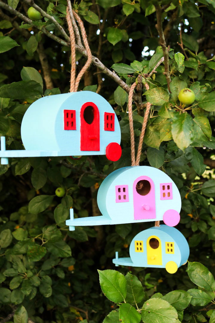 Painted Birdhouse Campers