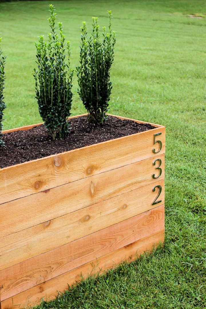 Planter Box Using a Snap Together Frame