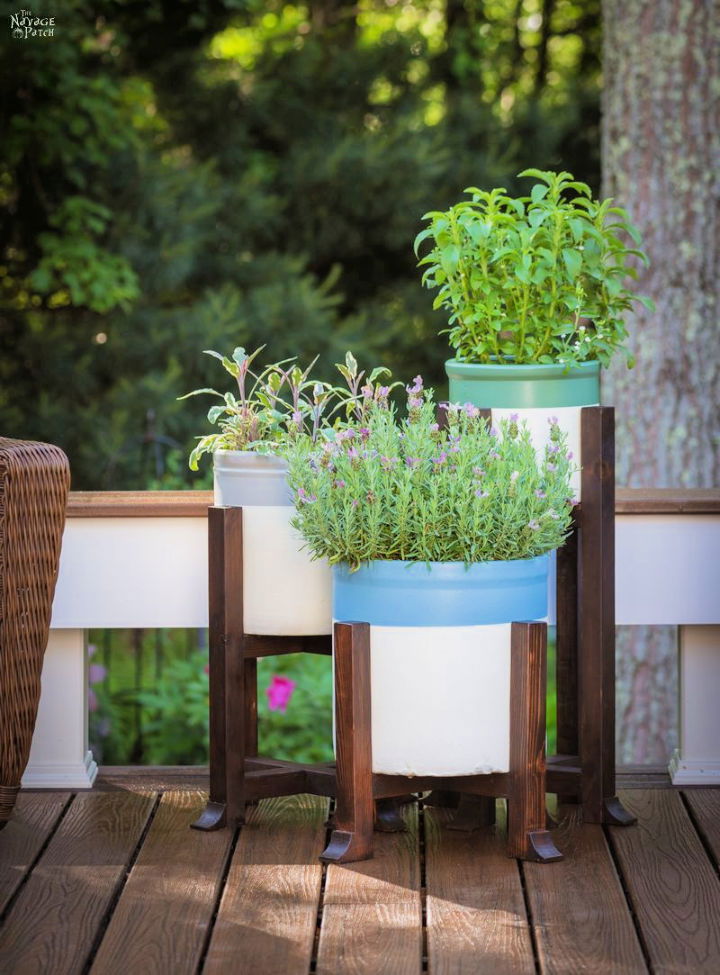 Pottery Barn Inspired Plant Stand