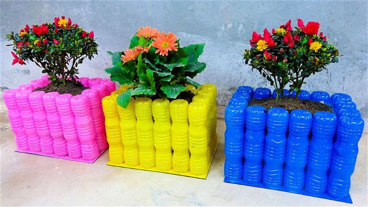 Beautiful Plastic Bottles Planter Pot for Garden