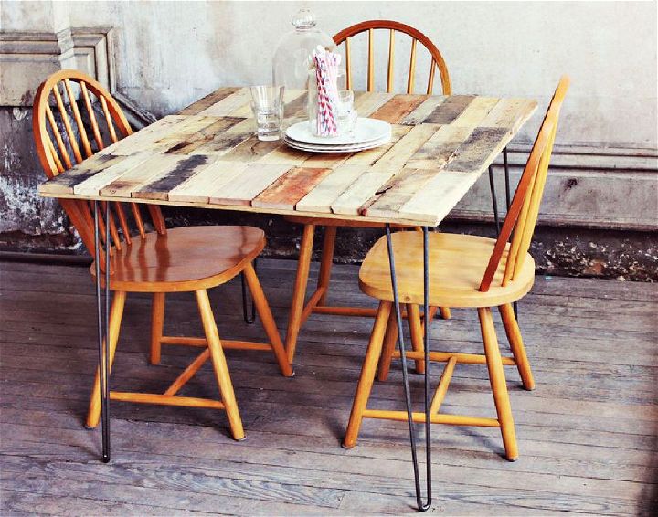 Build Your Own Wood Pallet Table