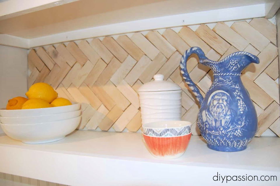 Cheap DIY Herringbone Wood Shim Backsplash