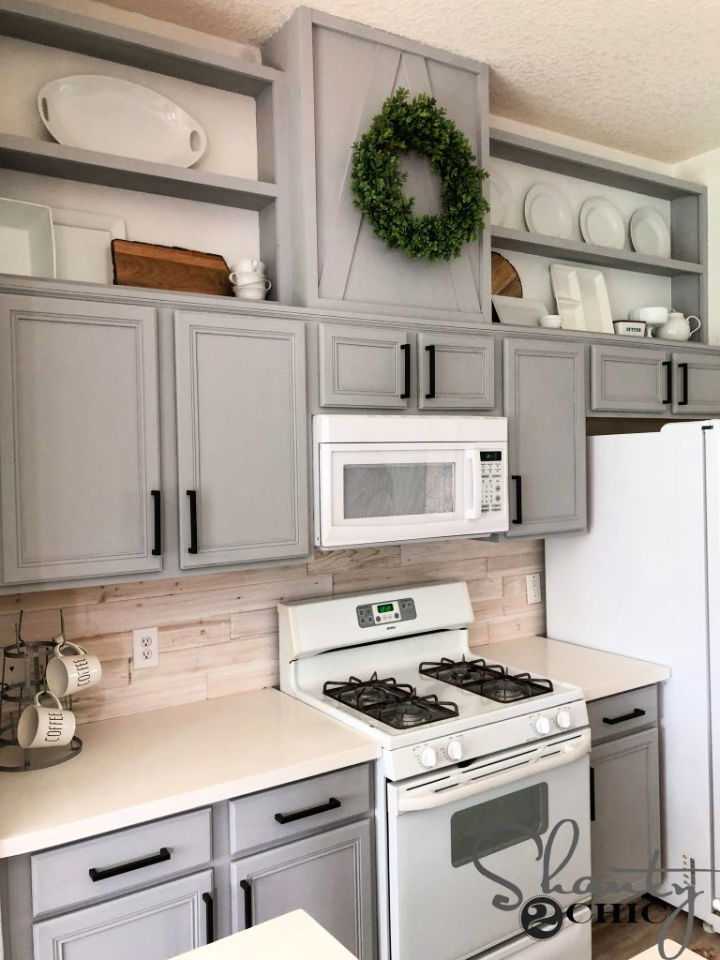 Creative Driftwood Backsplash Idea for Kitchen