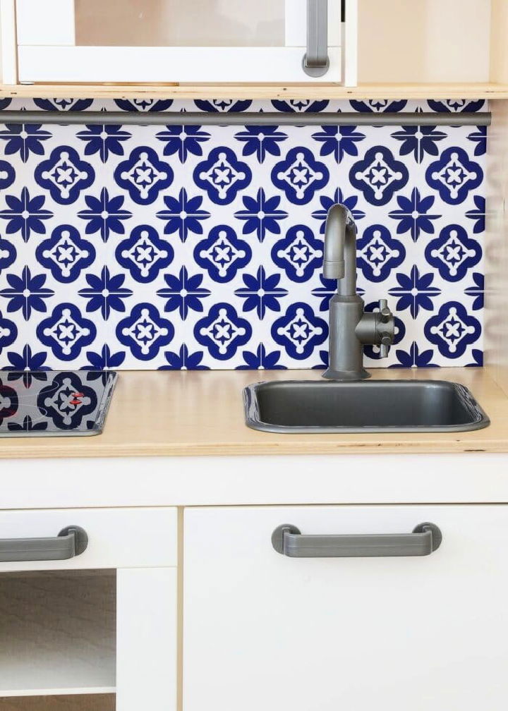 10 Quick & Easy Backsplash Ideas (With Photos!)