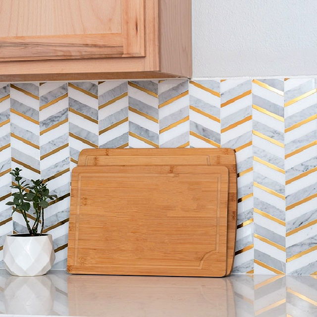 Kitchen Backsplash Using Musselbound Tile Mat