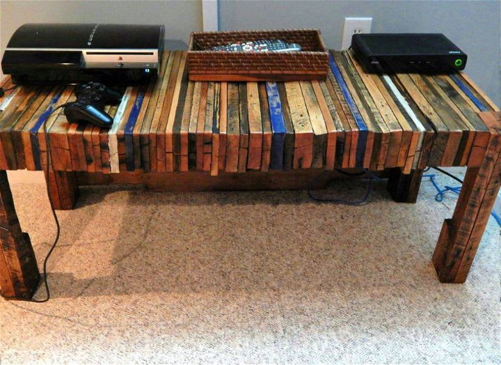 Pallet Wood TV Console Table Tutorial