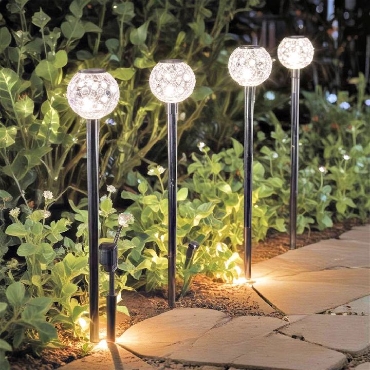 solar stake lights for garden