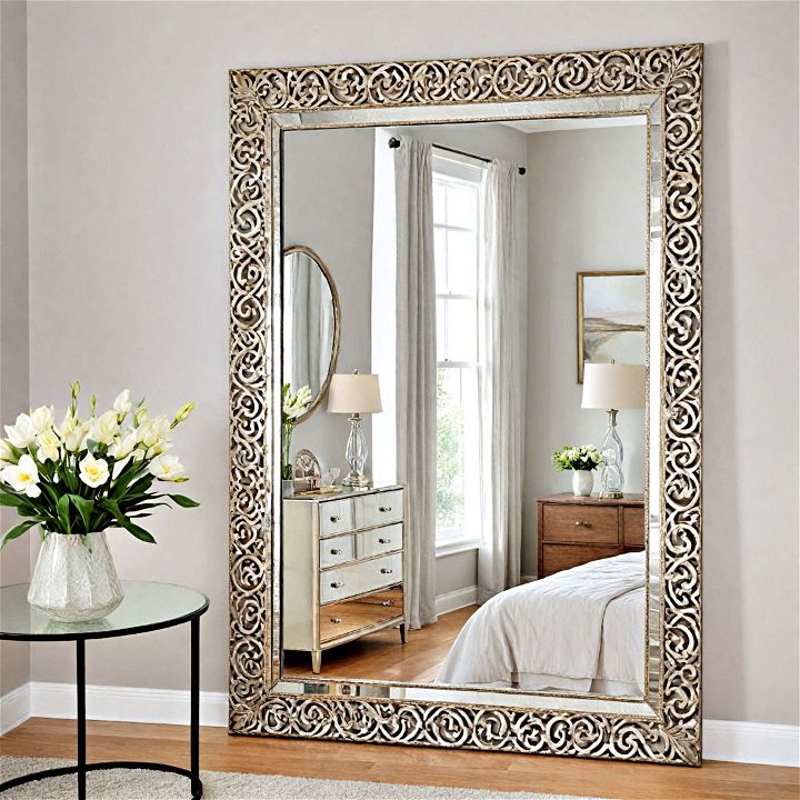 decorative and striking mirror decor