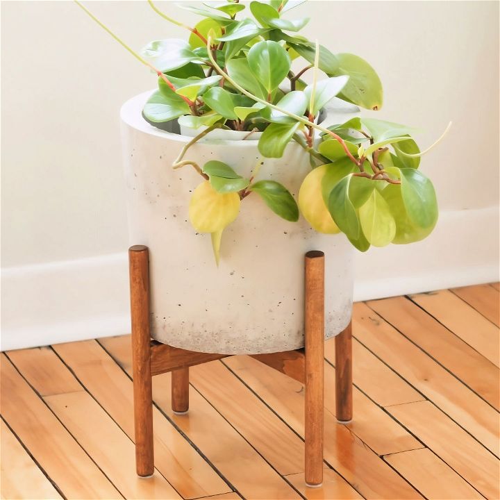 diy wooden plant stand design