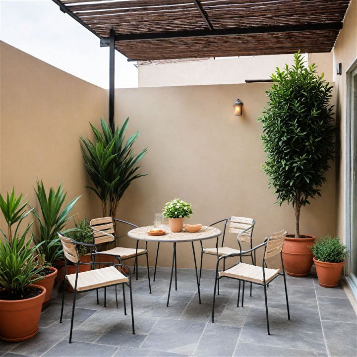 minimalistic and beautiful small patio