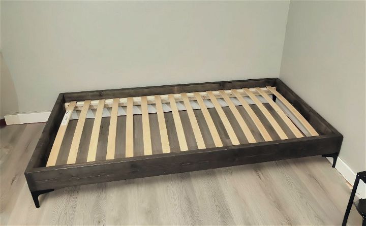 simple and easy diy wooden bed frame