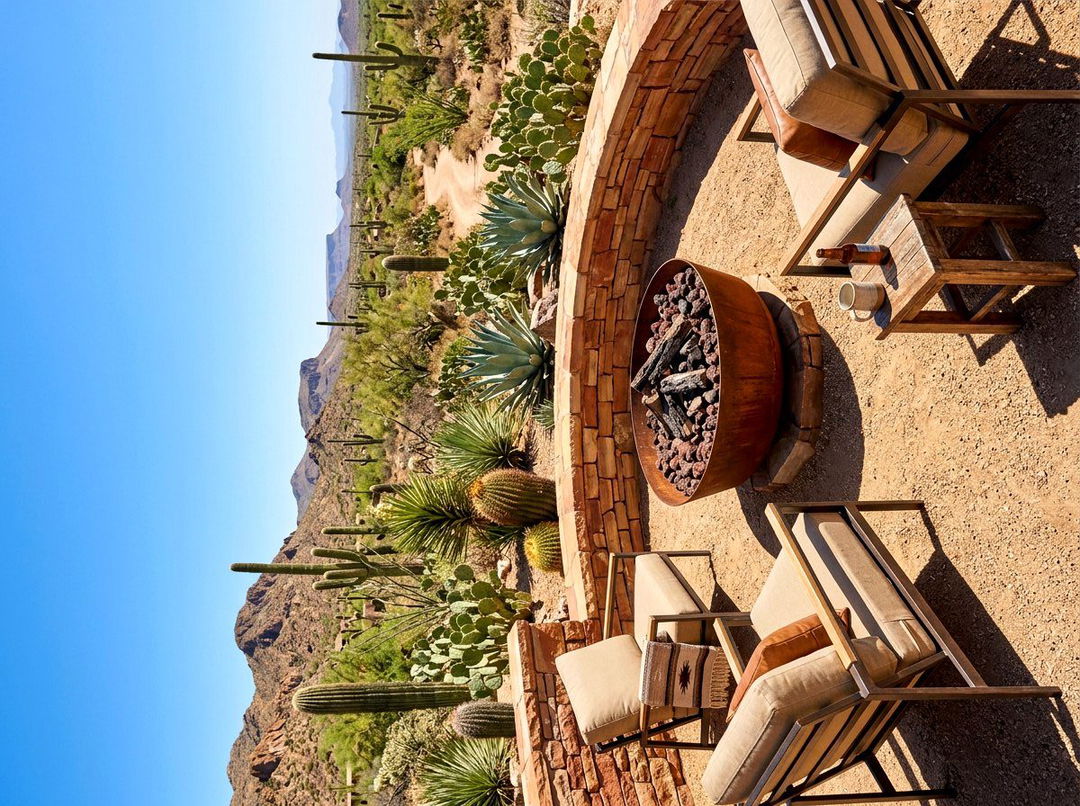 Desert Landscape Fire Pit - 30 sunken fire lounge ideas